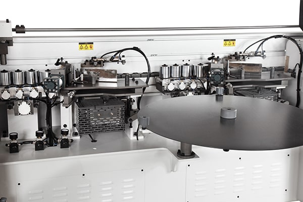 雙色涂膠壓貼系統(tǒng) 雙色涂膠壓貼系統(tǒng)