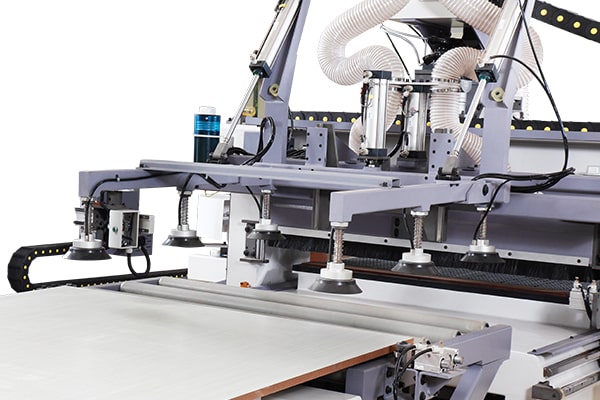 自動(dòng)進(jìn)料和臺(tái)面清潔裝置